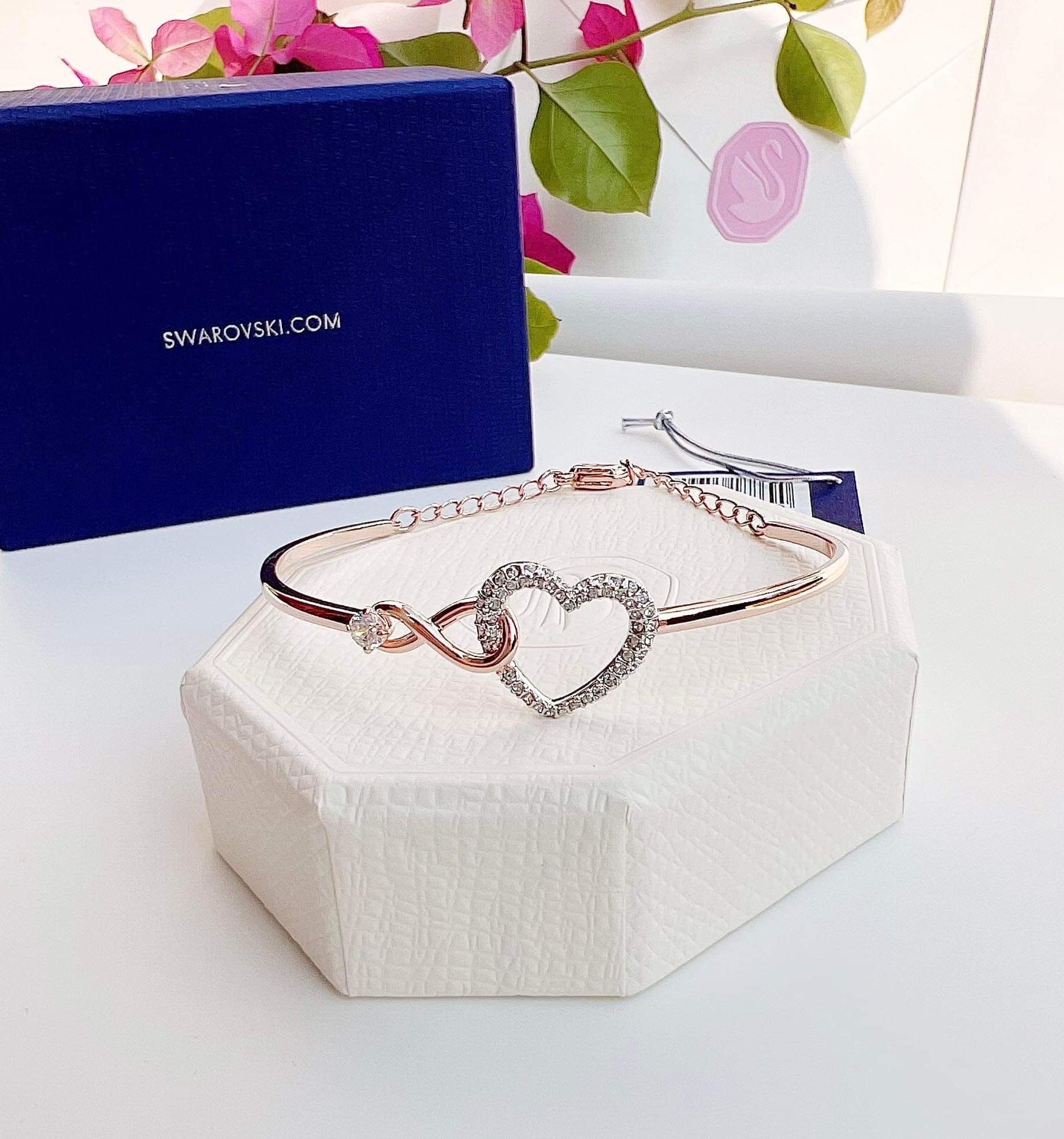 Lắc tay Swarovski Infinity tim màu vàng hồng - Swarovski Infinity bangle Infinity and heart, White, Mixed metal finish