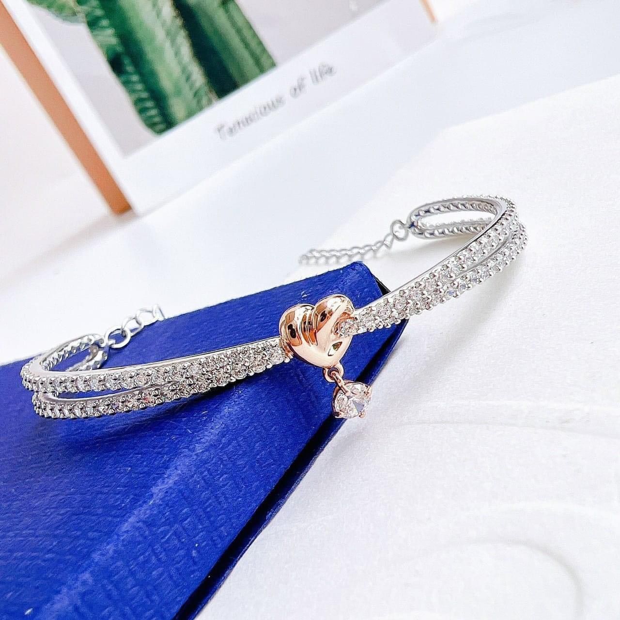 Lắc tay Swarovski Lifelong hình tim - Swarovski Lifelong Heart bangle Heart, White, Mixed metal finish