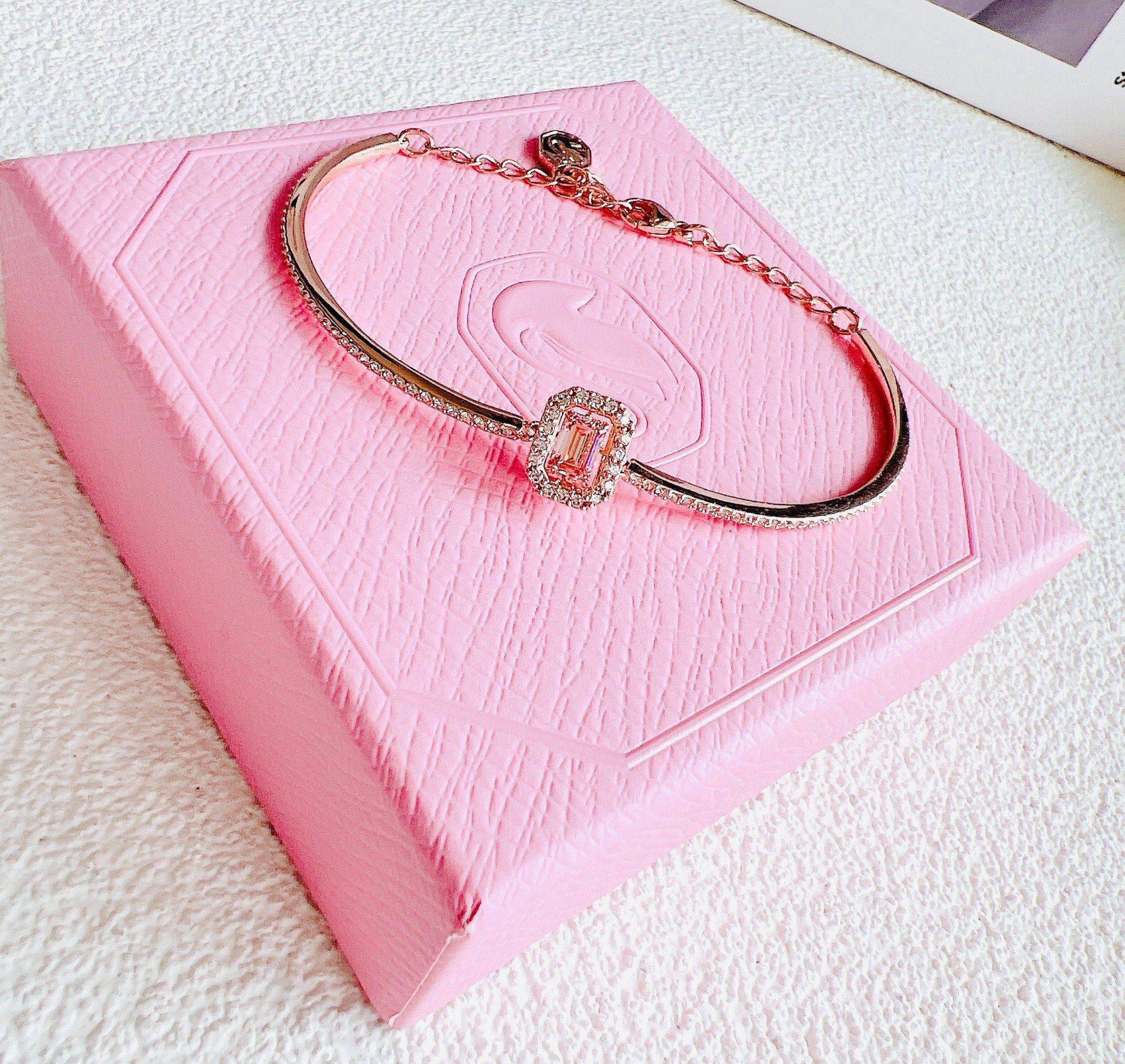Lắc tay Swarovski Millenia đá nhảy hồng - Swarovski Millenia bangle Octagon cut, Pavé, Pink, Rose gold-tone plated