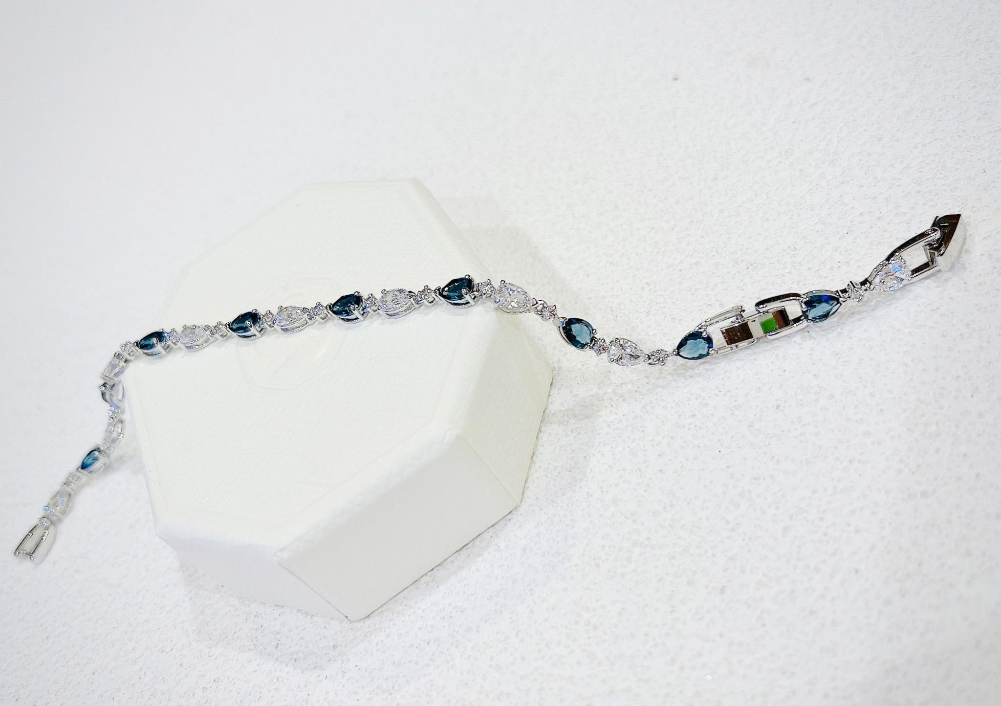 Lắc tay Swarovski Vintage màu xanh - Swarovski Vintage Bracelet, Blue, Rhodium plating
