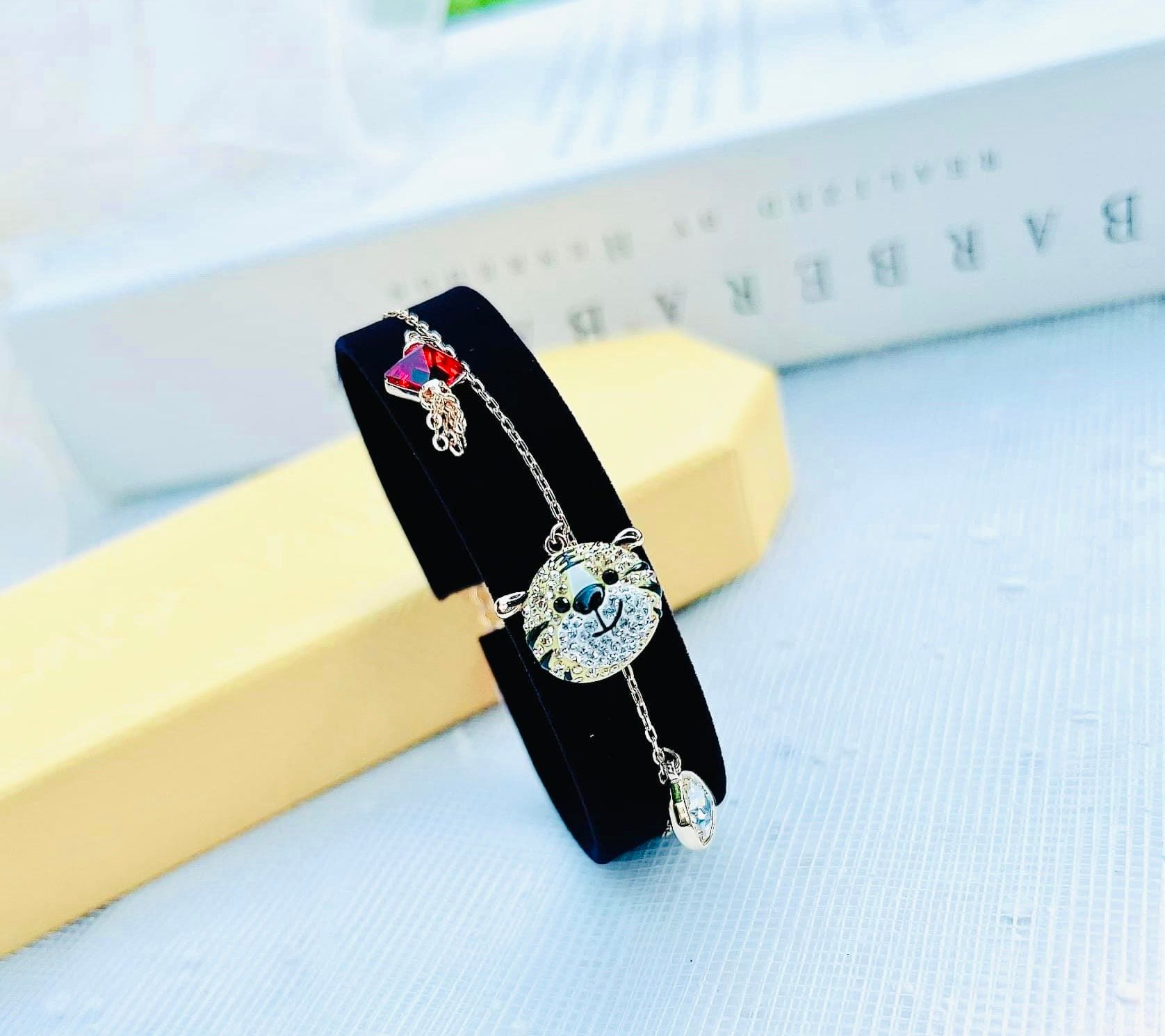Zodiac Tiger bracelet Tiger, Multicolored, Gold-tone plated