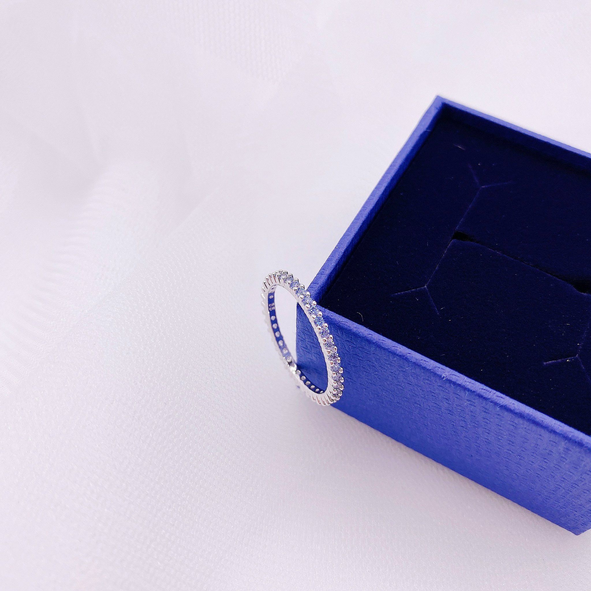 Nhẫn Swarovski Vittore trắng viền xanh size 55 - Swarovski Vittore Ring, Size 55