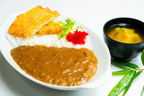 カツカレー/ Fried Pork Cutlet Curry Rice | Cơm Cà Ri & Thăn Heo Chiên Xù