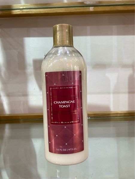 (SALE-SNL) Dầu xả BBW Champagne Toast Conditioner 16Oz 473ml