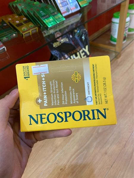 Kem bôi hỗ trợ làm lành vết thương Neosporin First Aid Antibiotic Pain Itch Scar Relieving Ointment 1Oz 28,3g