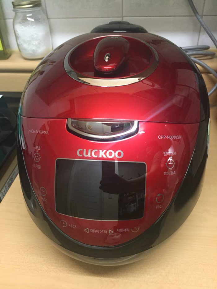 Nồi cơm điện Cuckoo CRP-N0680SR (màu đỏ)