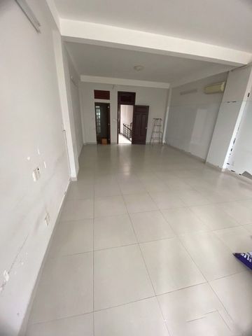 Cần bán 1T 3L 4x22=85m2 Mai Thị Lựu có HĐ thuê 60tr/tháng