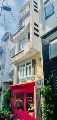 Cần bán căn nhà phố 5 tầng hẻm ô tô 270 Phan Đình Phùng, Phú Nhuận
