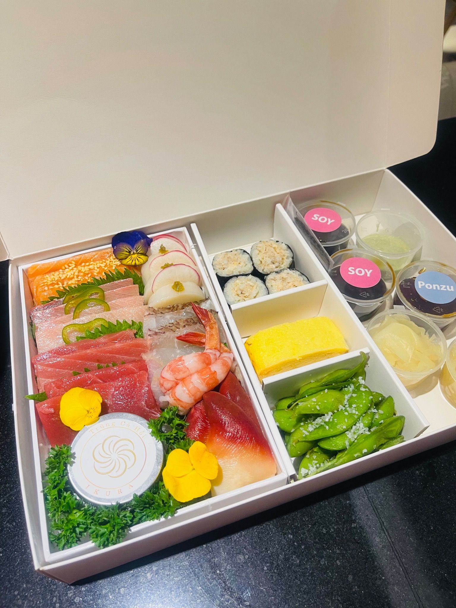 Hộp Sashimi