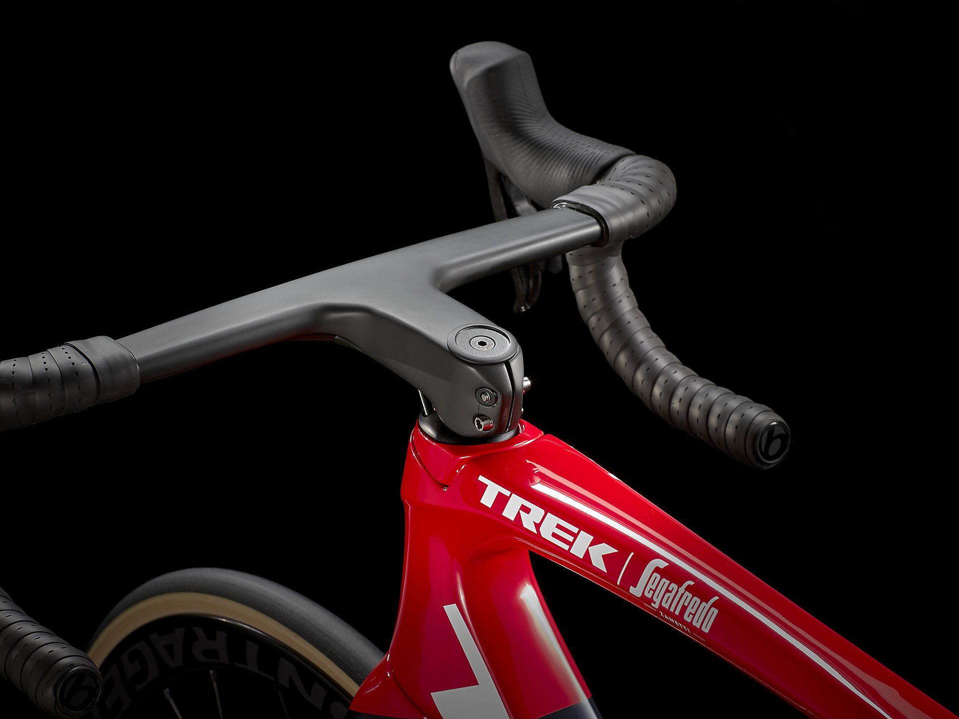 TREK ÉMONDA SLR 9 eTap
