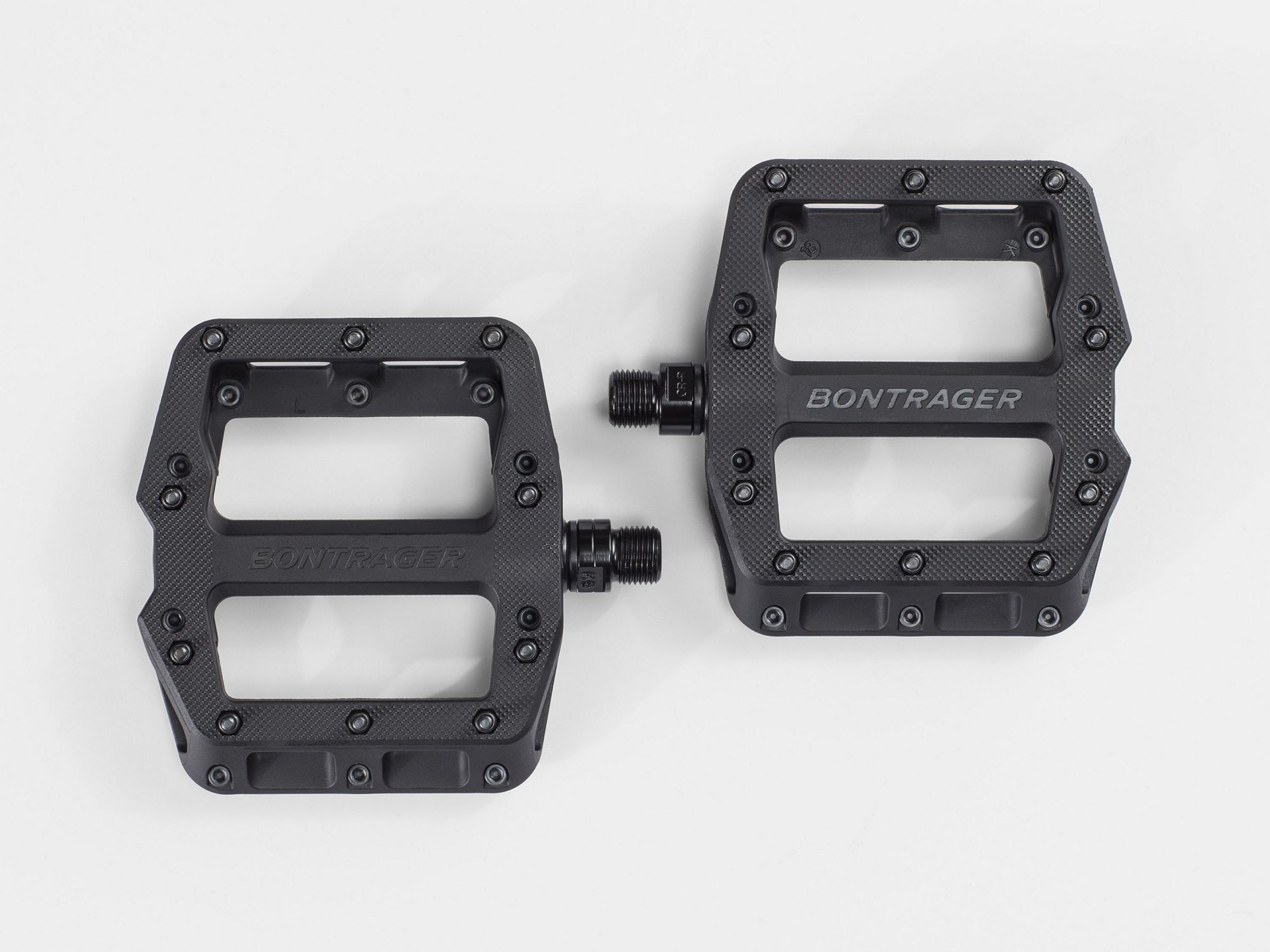 Bàn đạp/Pedal phẳng Bontrager Line Elite MTB