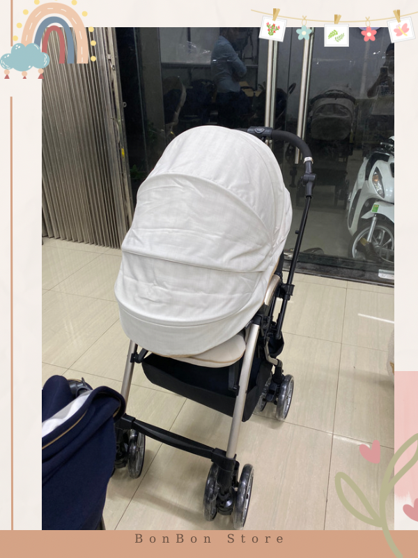 Combi Umbretta Trắng Pháp mới 90%