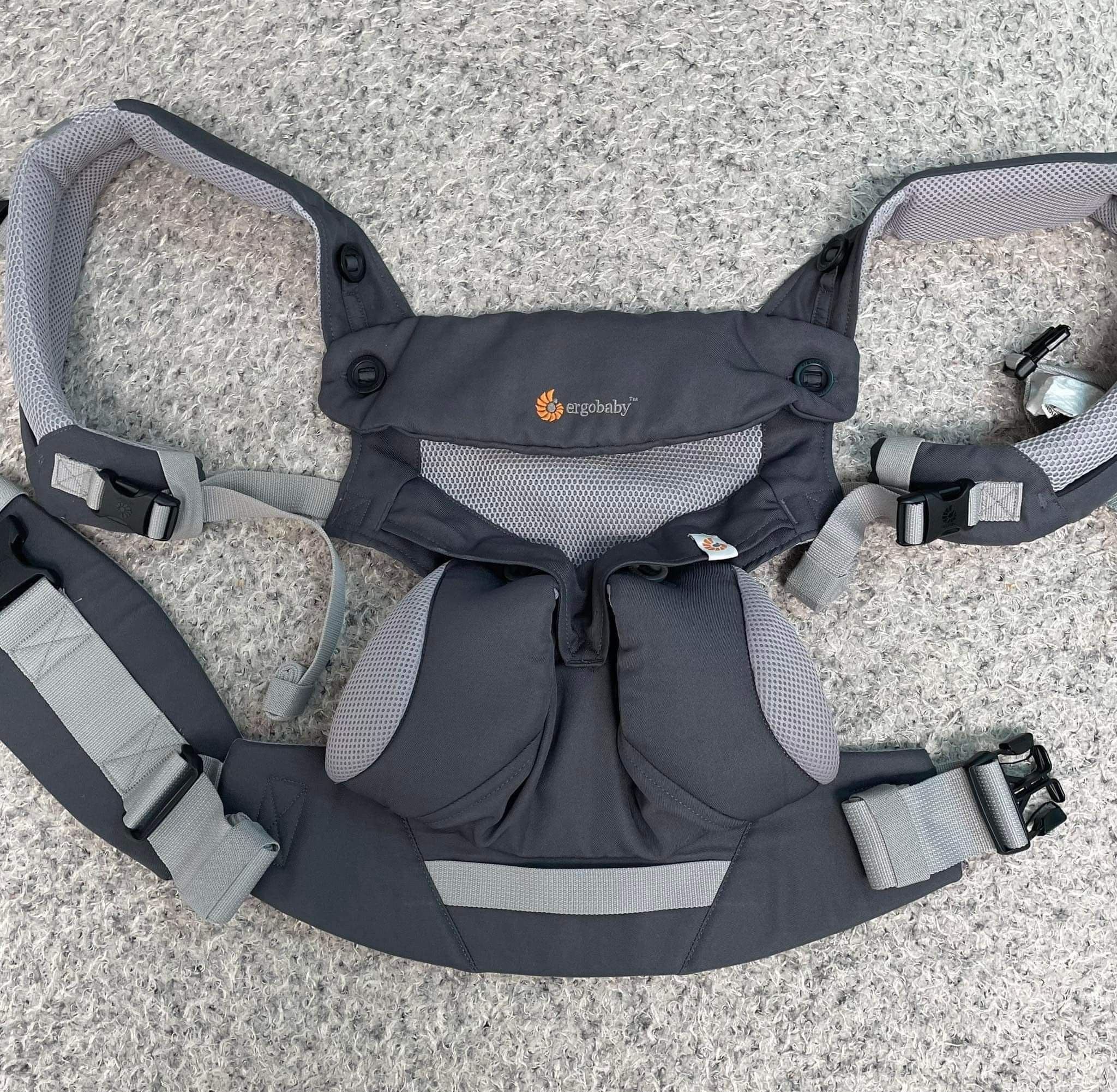 Ergobaby 360 Cool Air Mesh like new 98%