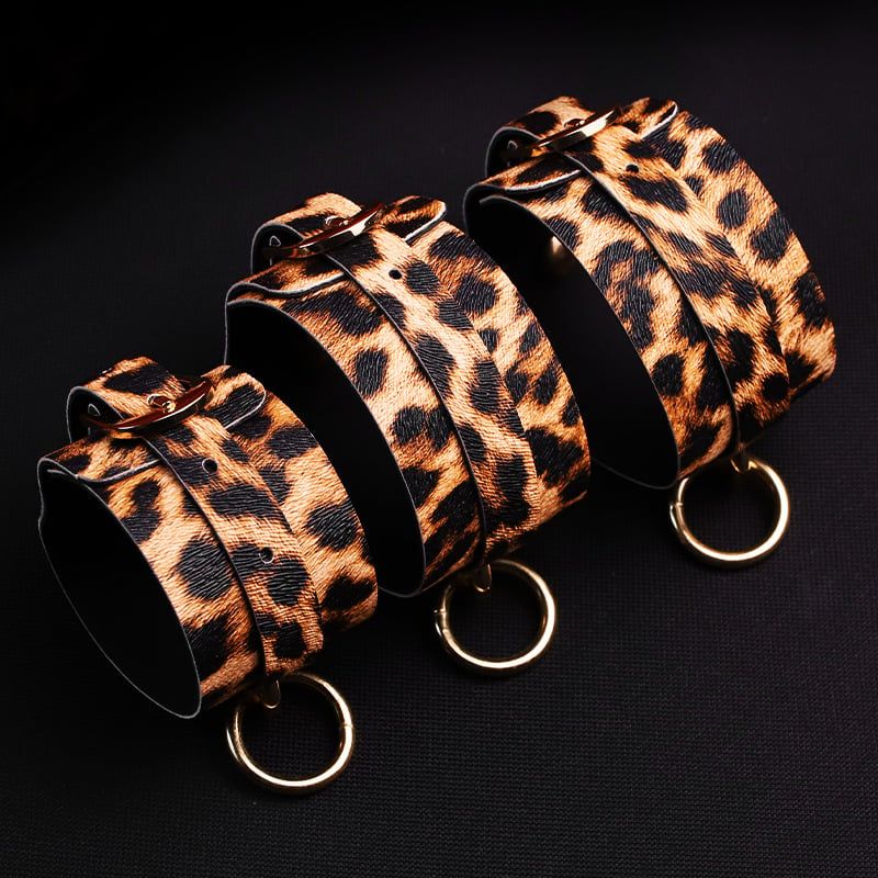 Bộ Dụng Cụ Bạo Dâm Leopard Set 10 Món BDSM