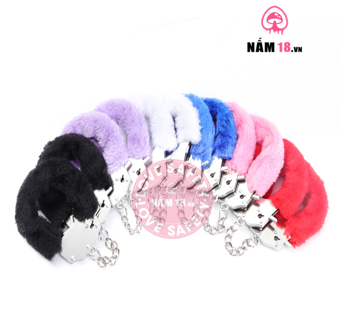 Còng Tay Số 8 Bằng Thép Có Lót Lông