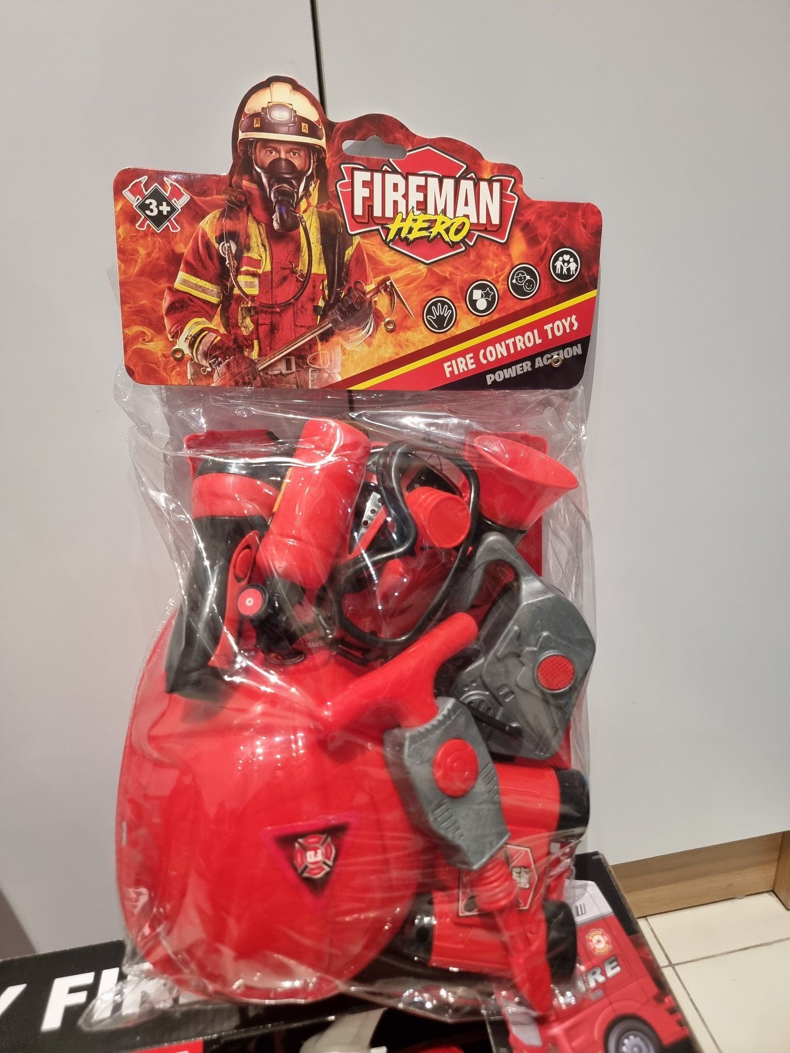 Đồ chơi nhập vai_ Chú cứu hỏa anh hùng (Fireman Hero) No. 326-F10