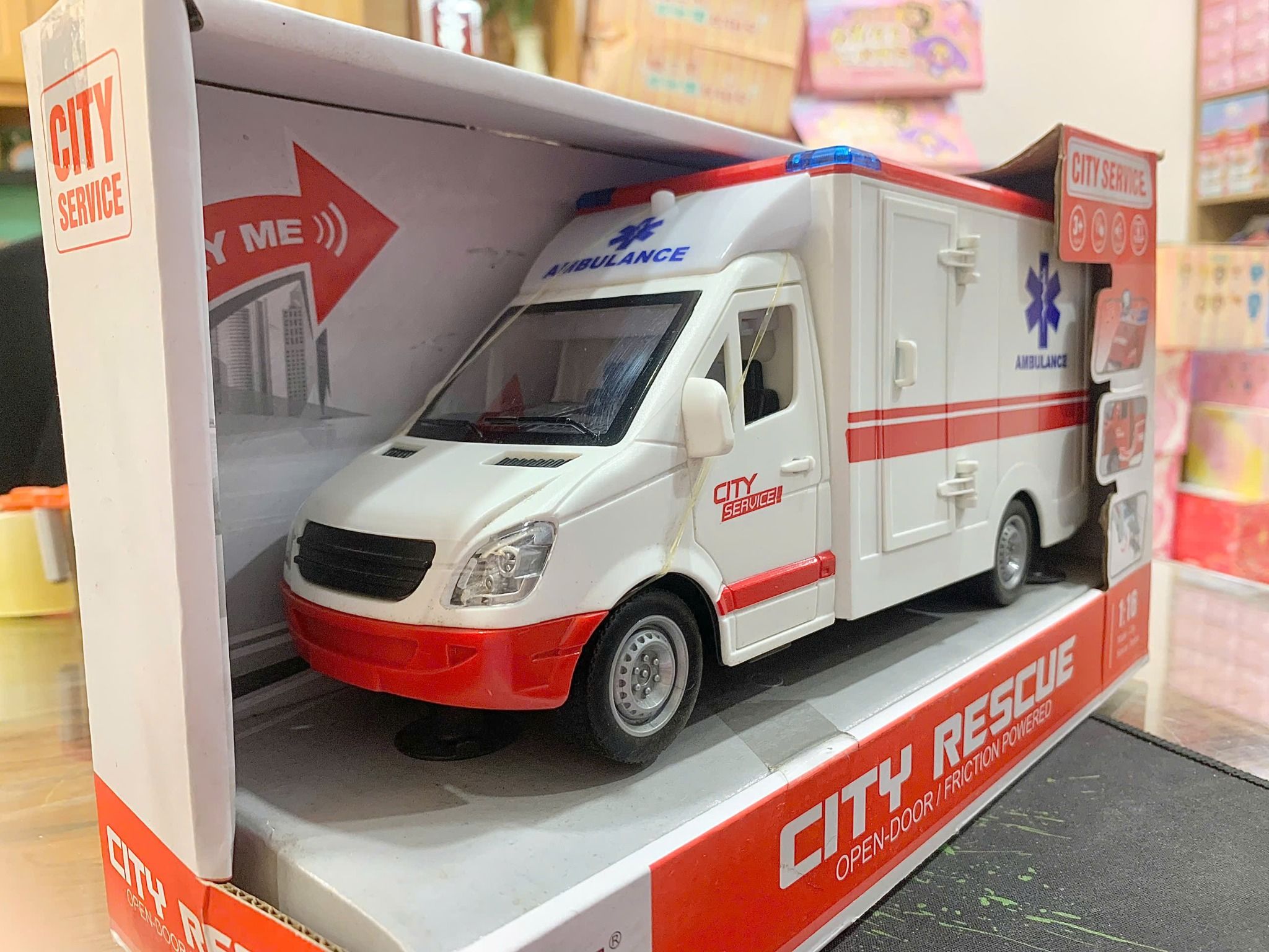 Đồ chơi vận động : Xe cứu thương City Service No. WY597A