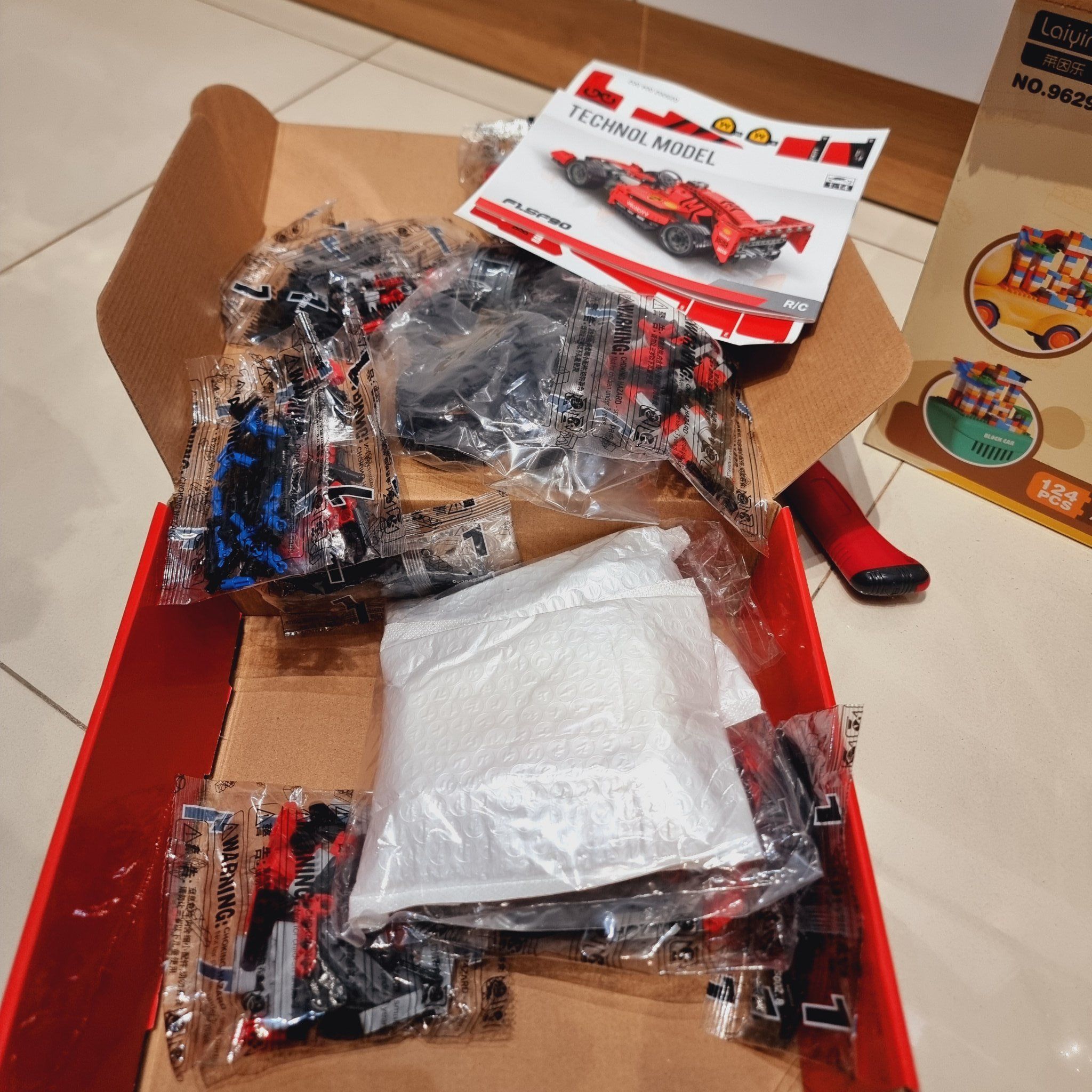Đồ chơi vận động: Bộ lắp ráp xe điều khiển TECHNOL MODEL (xe đua công thức F1 tỷ lệ 1:14) model 025002