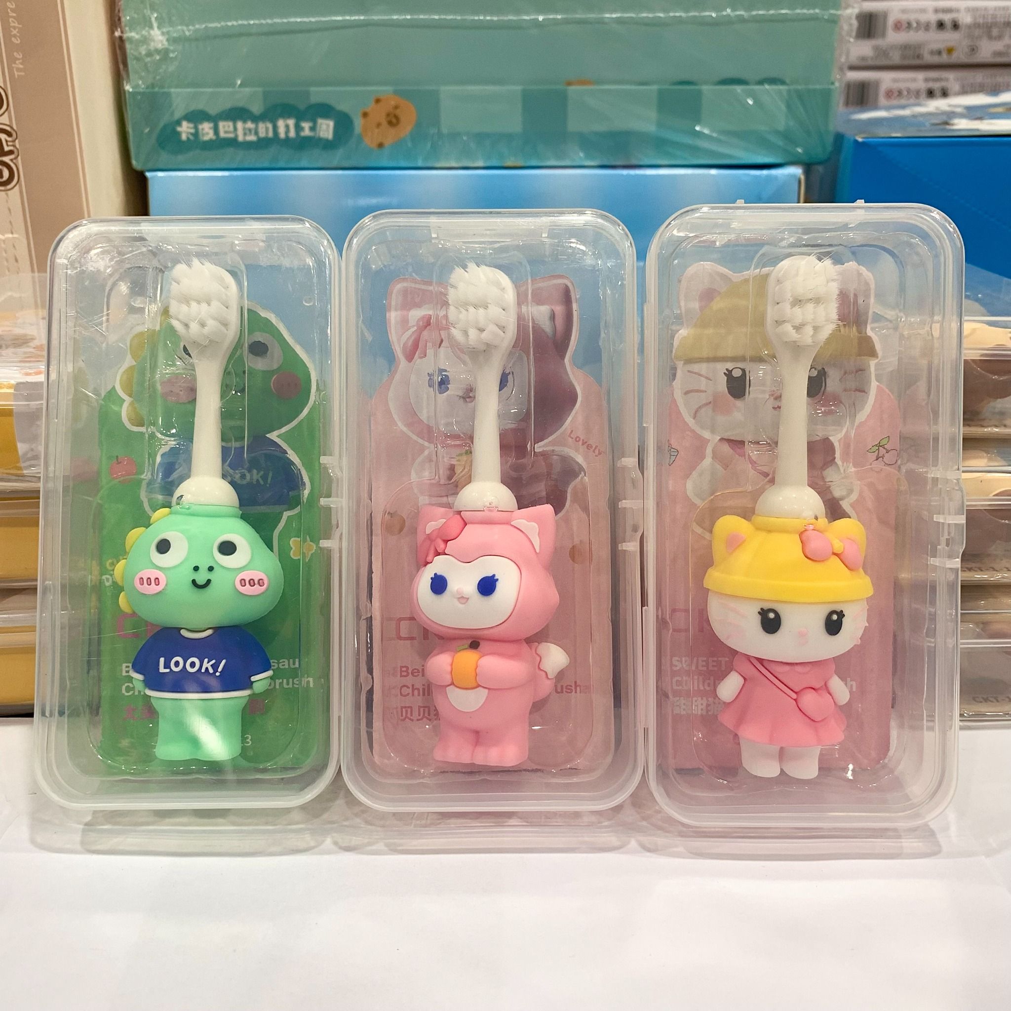 Đồ dùng cho bé: Bàn chảy răng trẻ em_CAPYBARA, LOOPY, KUROMI, MELODY,…, 3+ages ( liên hệ shop chọn nhân vật hoặc shop giao ngẫu nhiên )