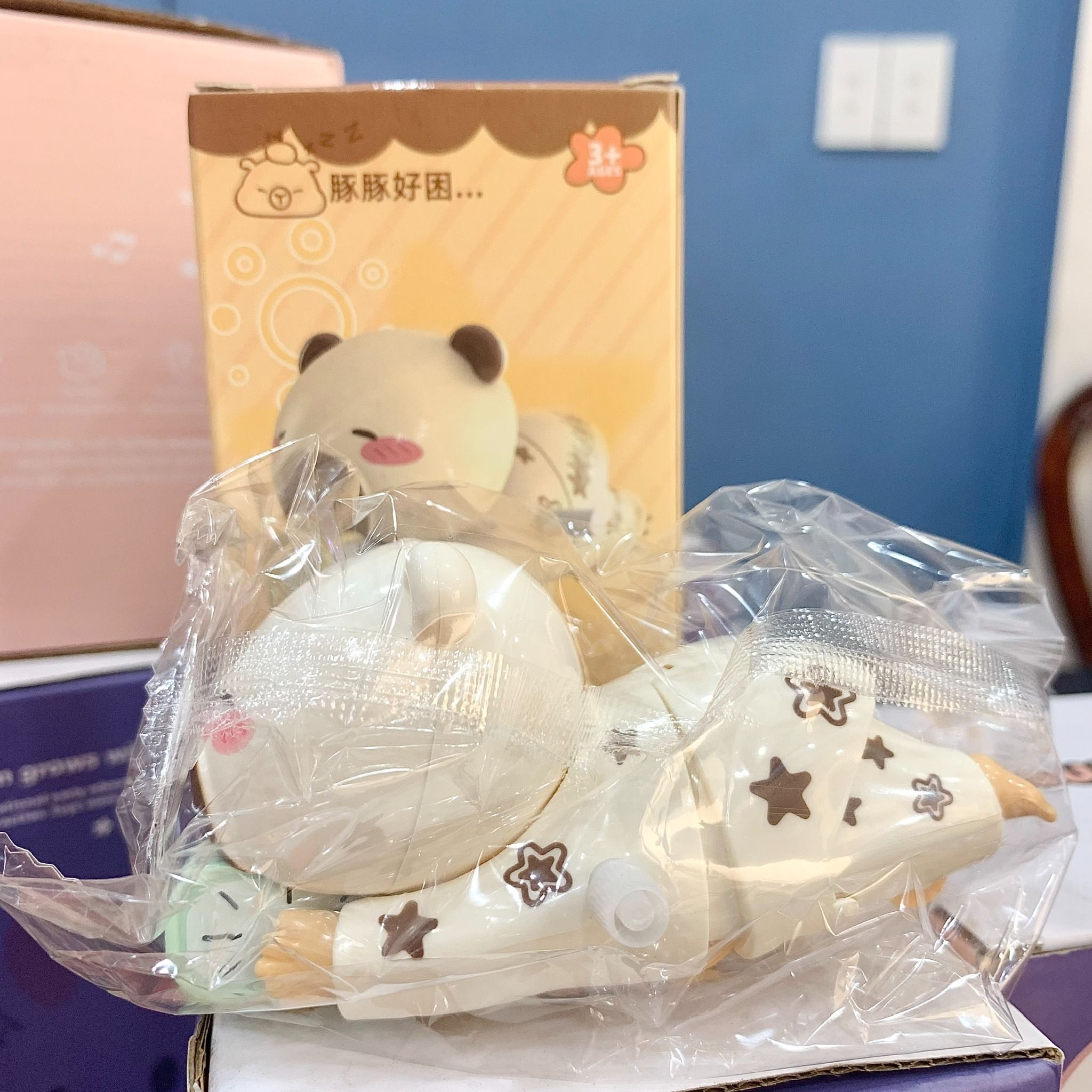 Đồ chơi dây cót: Capybara lười biếng đẩy chiếc đồng hồ đáng yêu, 3+ages, No. 6688