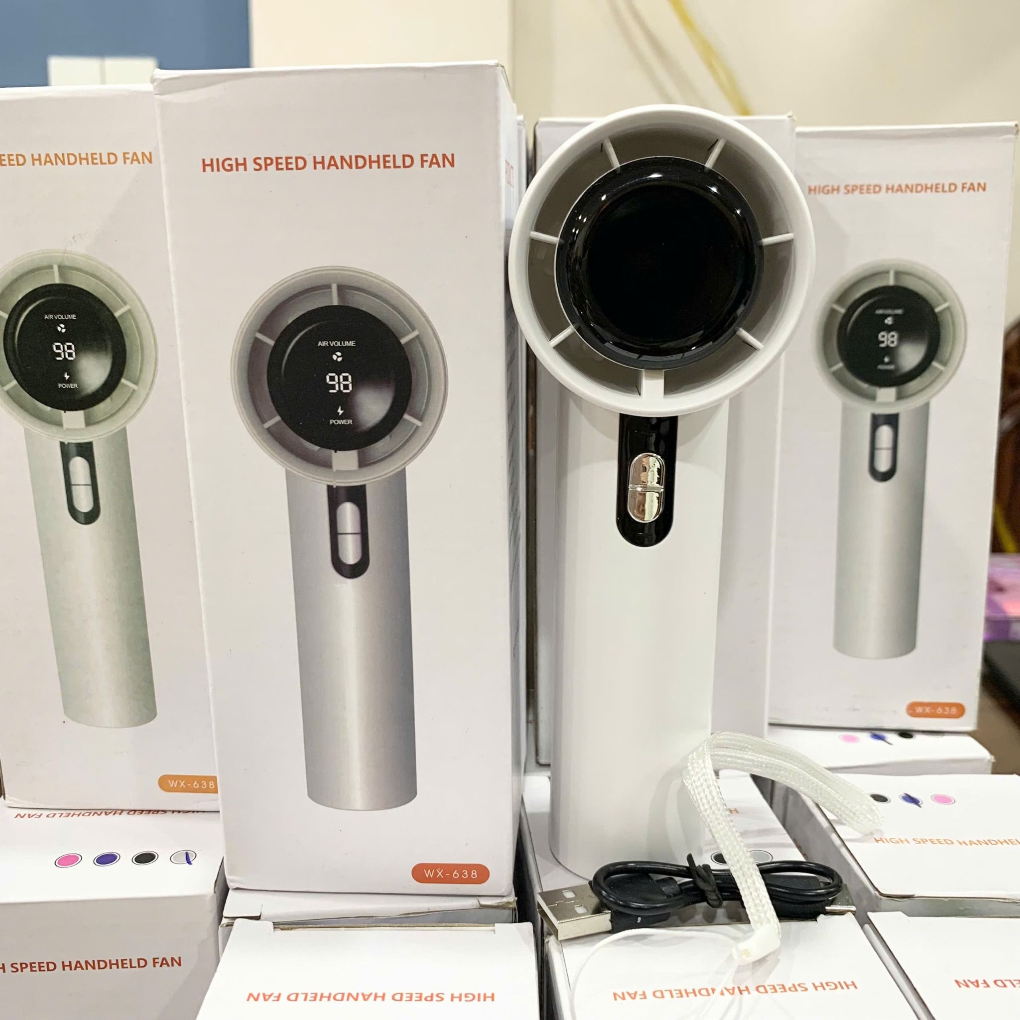 Quạt cầm tay Turbo tốc độ cao (Handheld Fan) tiện lợi, dung lượng cao 3000 mAh, Model: 638