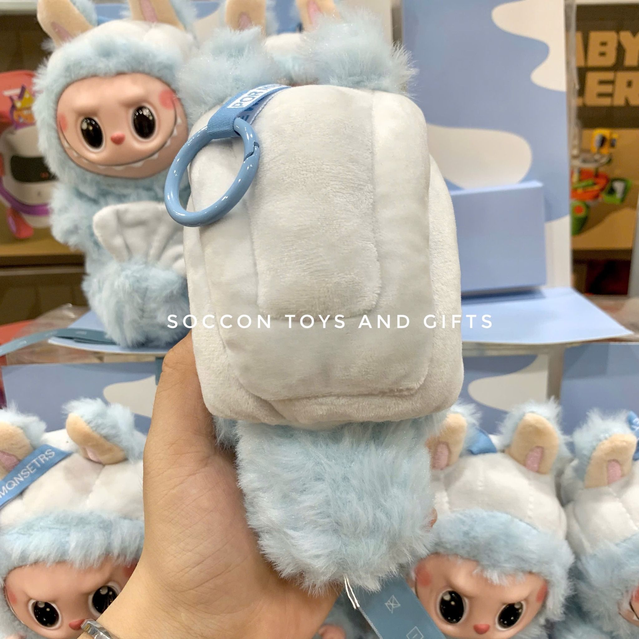 Mô hình móc khóa Labubu Merlion Sư tử biển HIDE AND SEEK ( hàng trưng bày, móp hộp, trầy hộp )