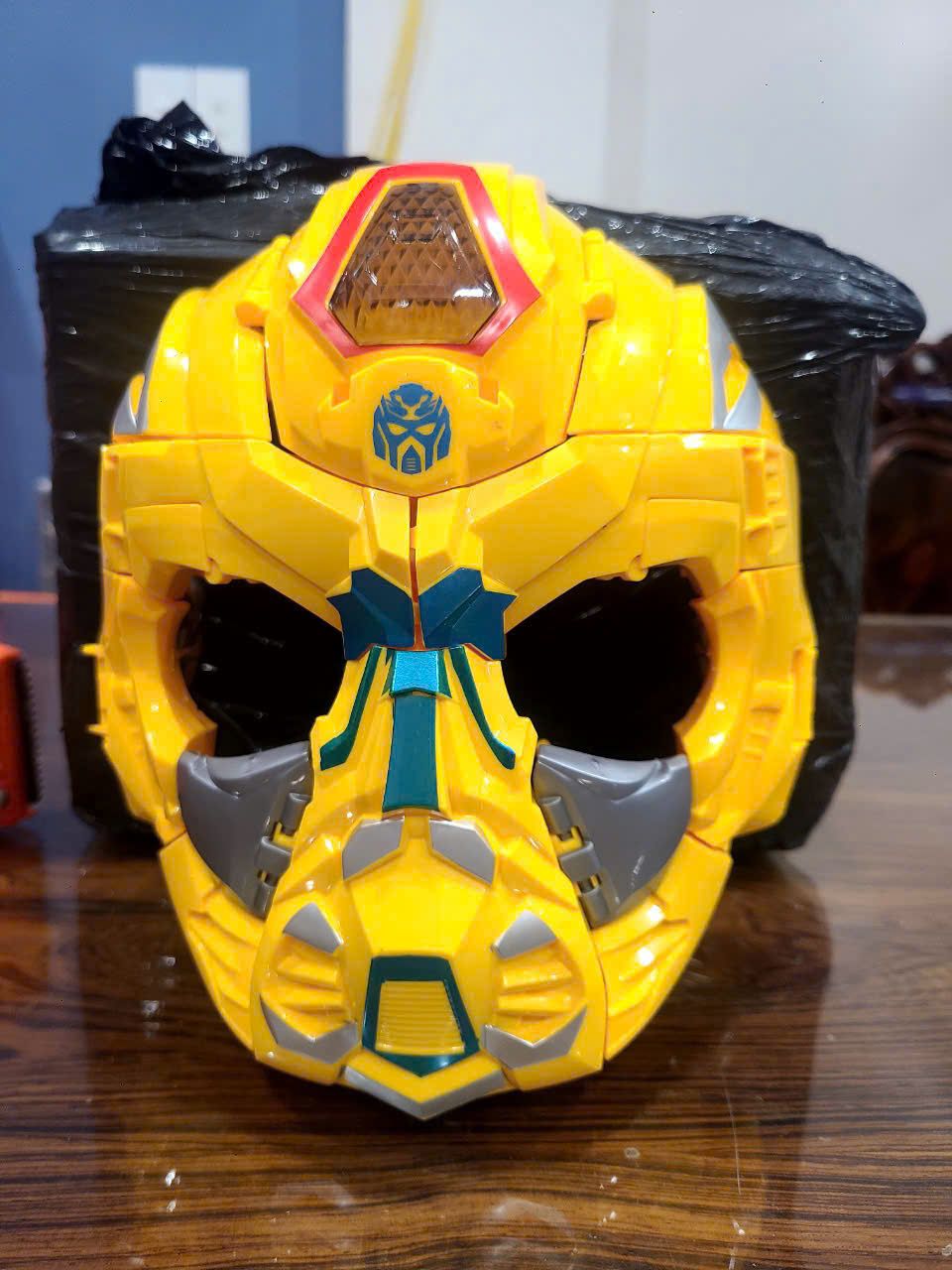 Đồ chơi nhập vai: Mặt nạ biến hình Transformers Bumblebee, 3ages+, No JS1