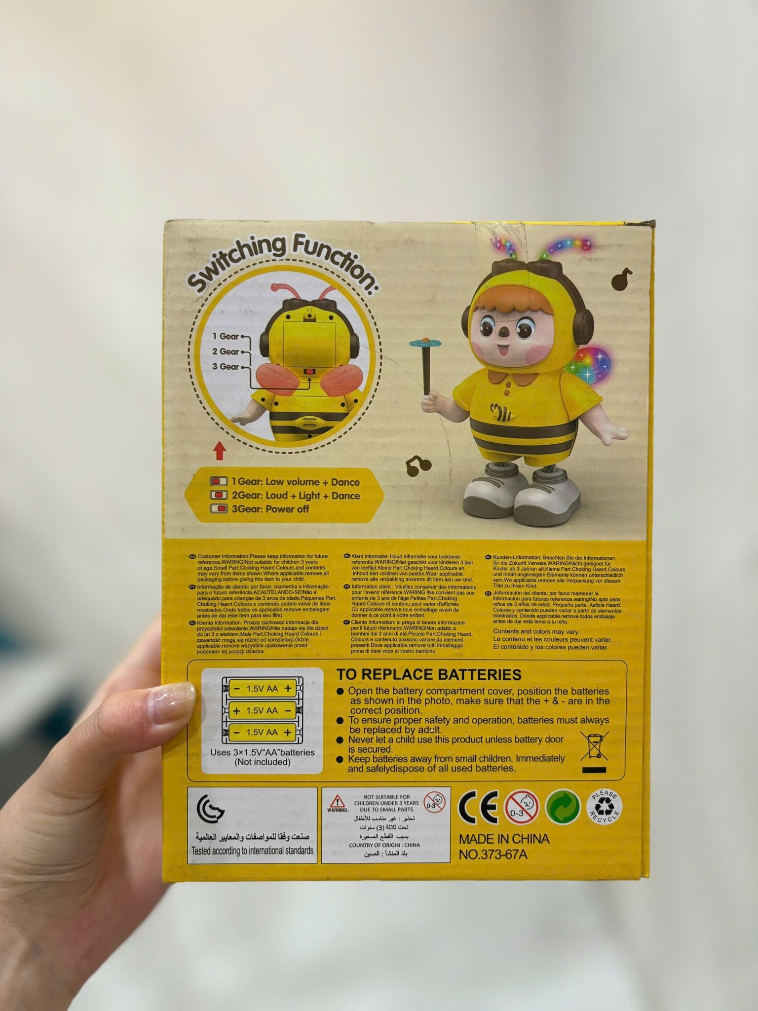 Đồ chơi giải trí : Chú ong nhảy múa di chuyển (dùng pin) No. 373-67A