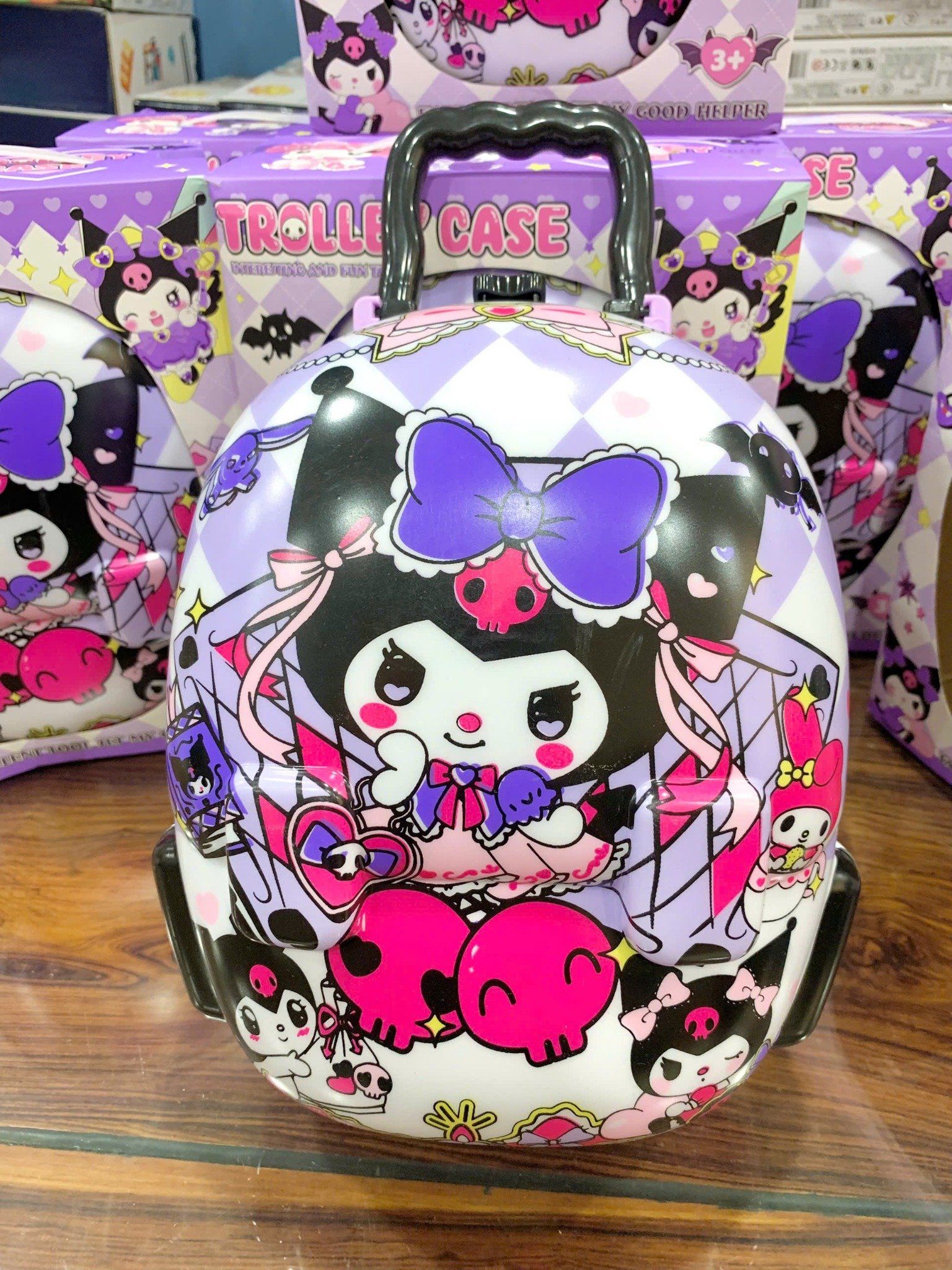 Bộ sưu tầm SANRIO: vali đồ chơi trang điểm Kuromi, kt 26.8x11x22.2cm, 3+ages, NO. 023