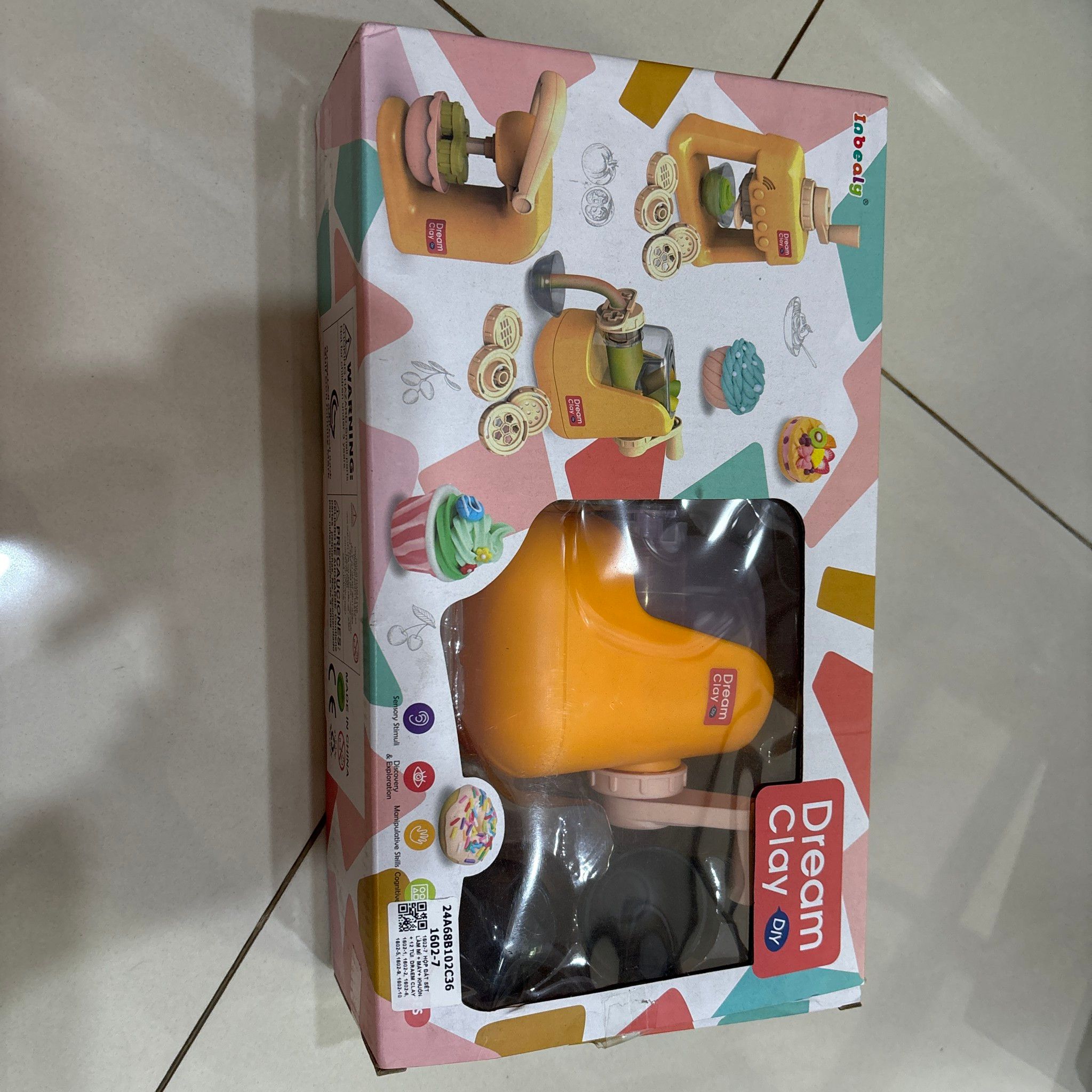 Hộp đất nặn INBEALY Dream Clay DIY: máy làm bánh kèm khuôn, +3ages, No. 1602-2