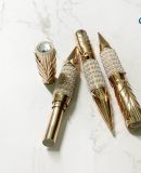 Vỏ Son màu gold