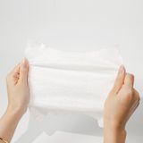  Khăn Ướt Lau Giày Da Leather Wipes Travel Size Premium 