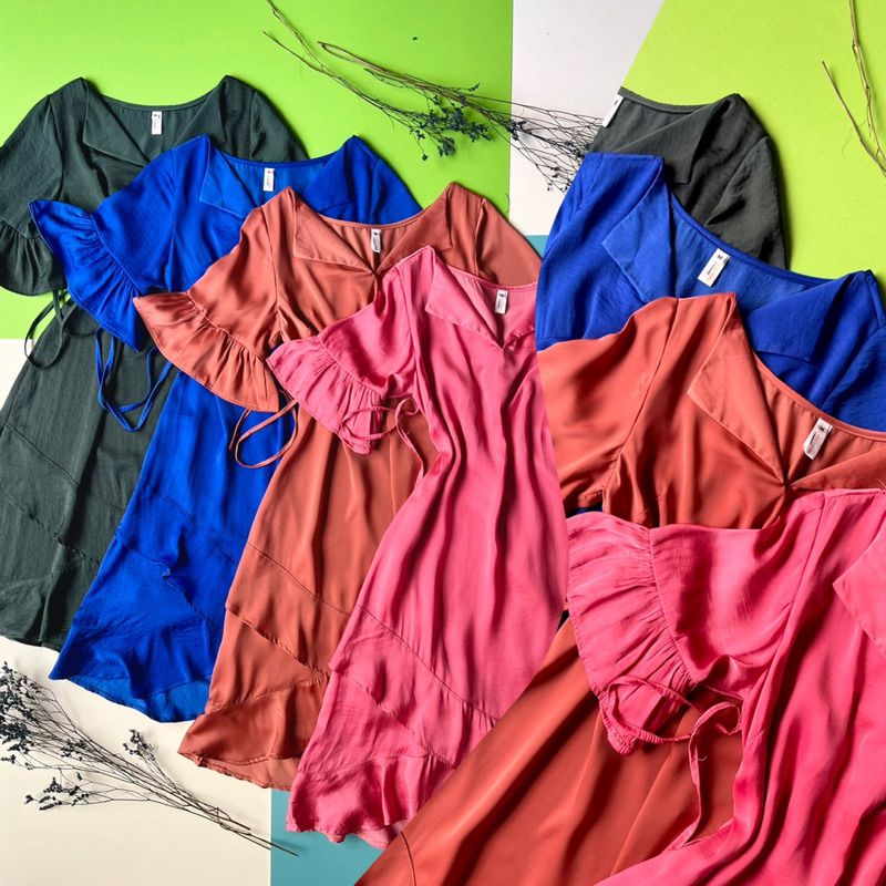 Đầm lụa tay loe cổ V có dây cột eo Infashion