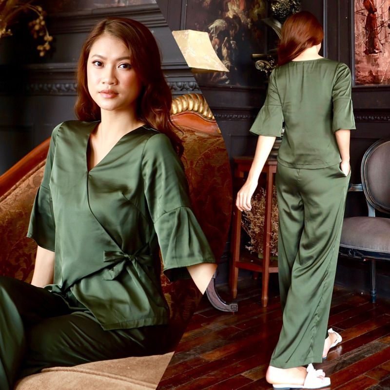 Bộ dài mặc nhà lụa satin co giãn tay lỡ cổ V Infashion