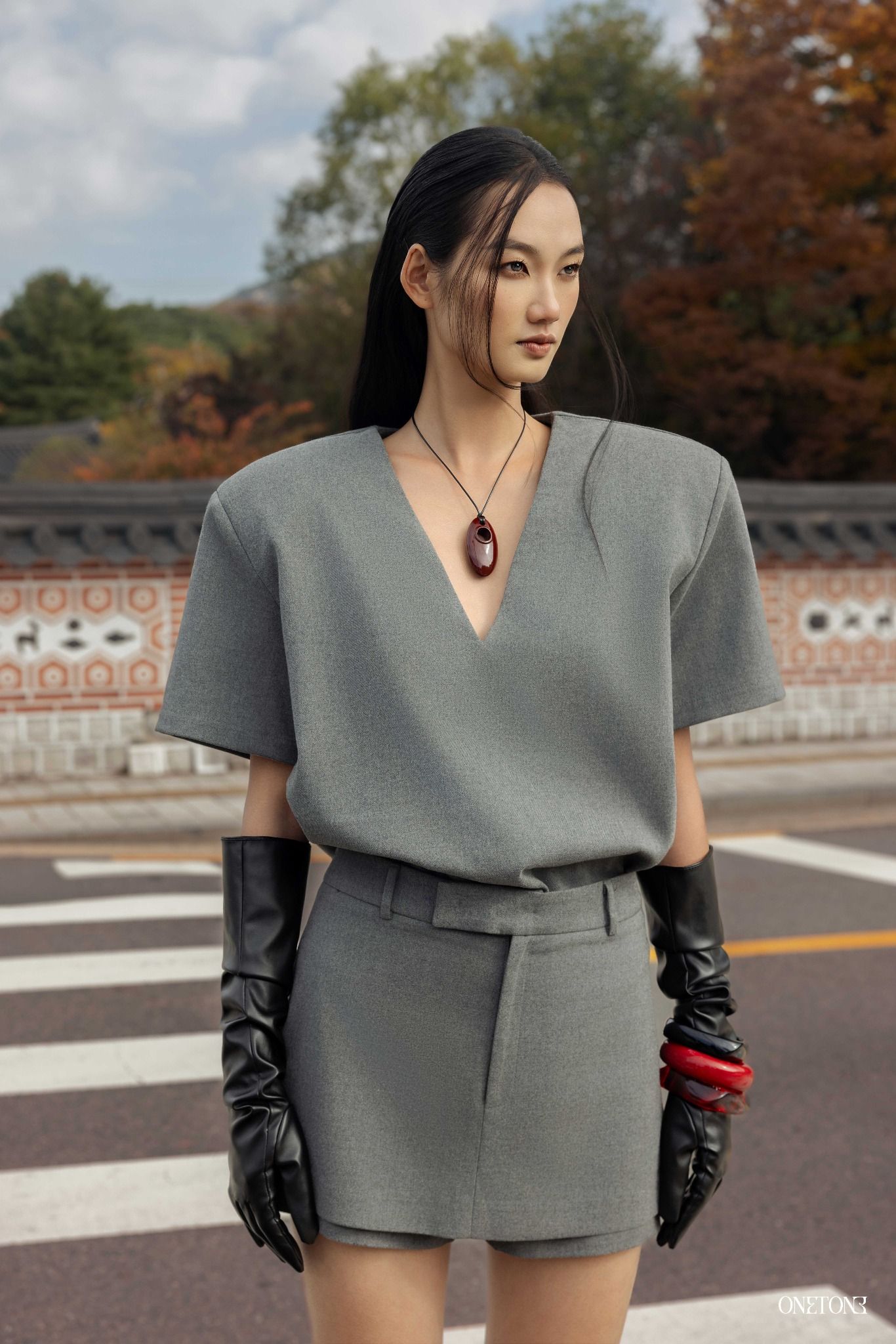 Áo kiểu Kors