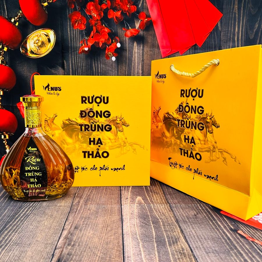 Rượu đông trùng hạ thảo Venus 500ml