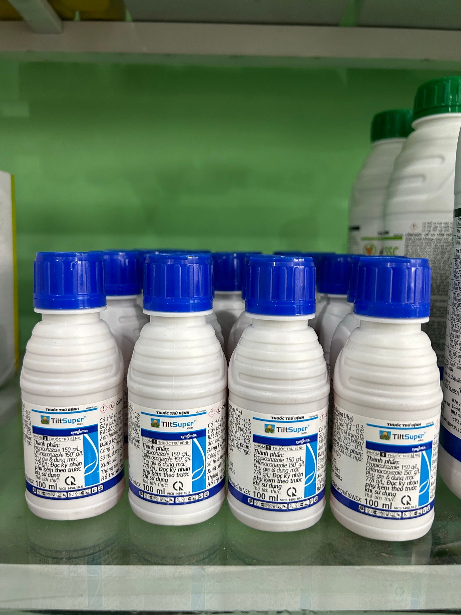 Thuốc trừ bệnh rỉ sắt - thán thư Tilt super 300EC 100ml