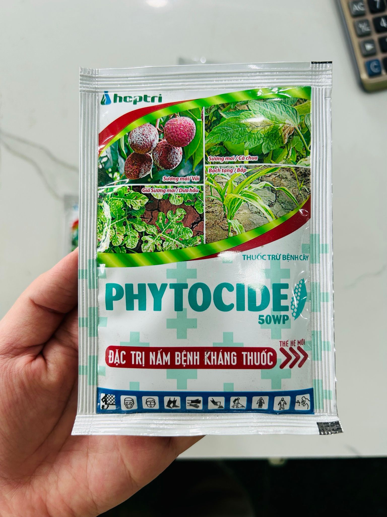 Phytocide 50WP Đặc trị sương mai, bệnh giả sương mai . Bệnh chết nhanh, vàng lá, rụng lá