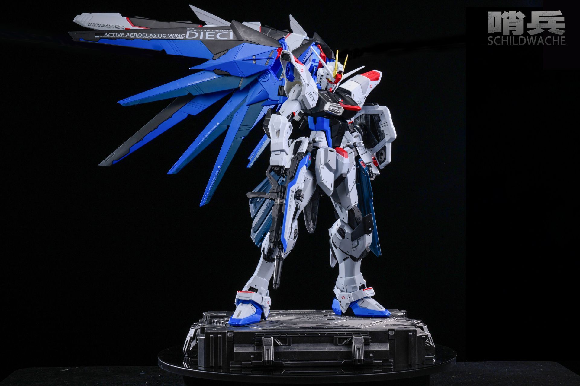 Freedom Gundam - Schildwache Studio