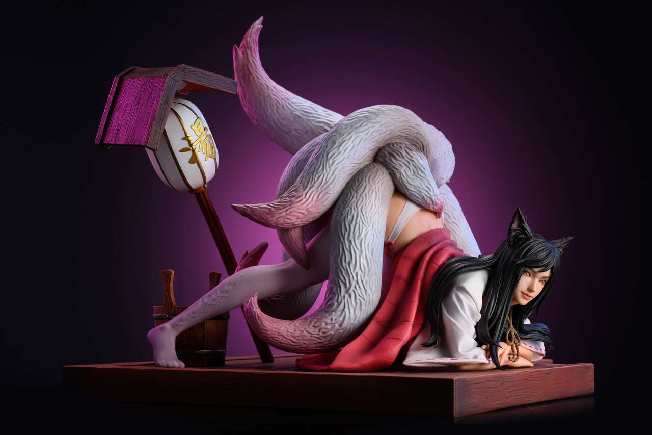 Ahri - League of Legends R18 - FireBall Studio