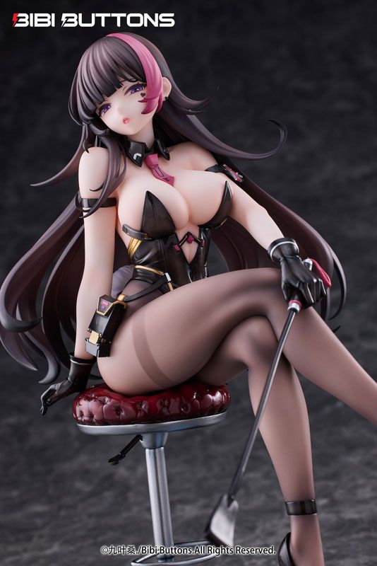Torturer Kaoru Usami - Bibi Buttons