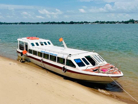 Ticket for Express Boat from Chau Doc to Phnom Penh (Depart: 7:30, Arrive: 13:30)