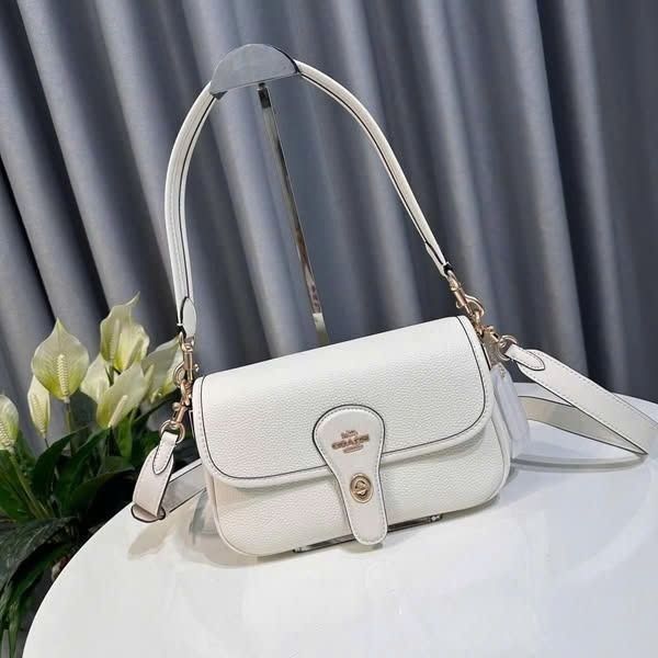 Túi Coach Hadley Shoulder Bag DS White