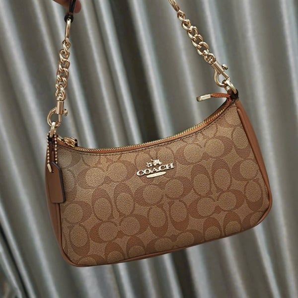 Túi Coach Teri Shoulder DS Dark Brown - 24x15x7cm