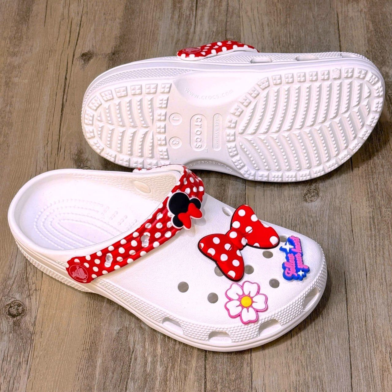 Dép Crocs Kid Clog Minnie Mouse HN White/Red