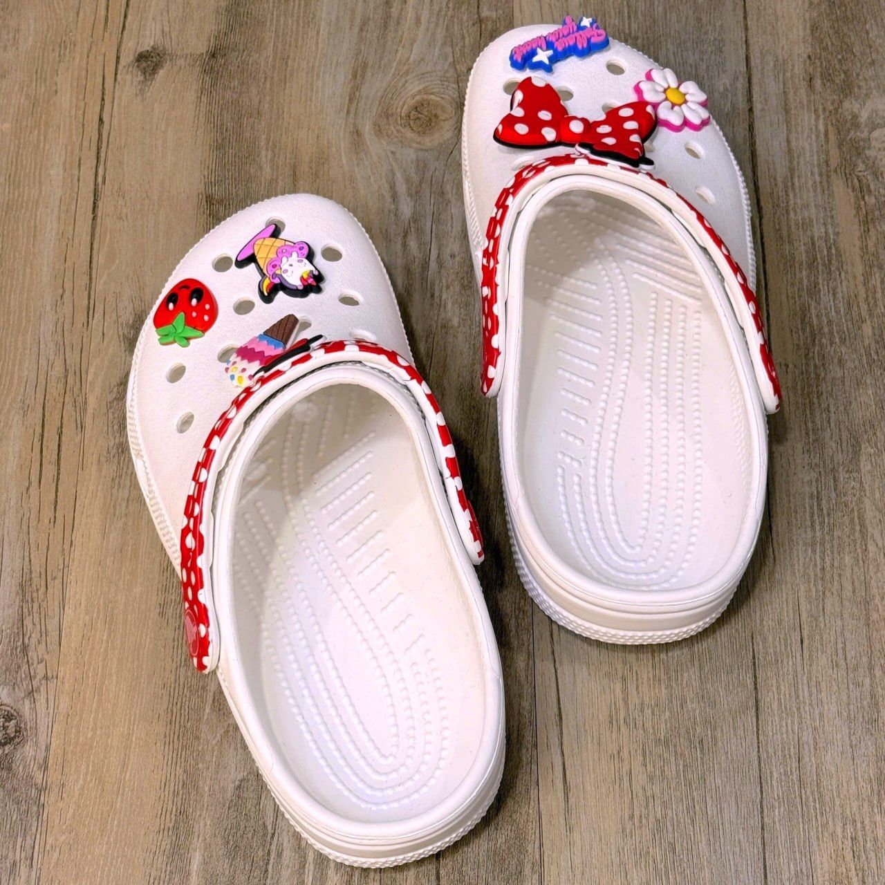 Dép Crocs Kid Clog Minnie Mouse HN White/Red