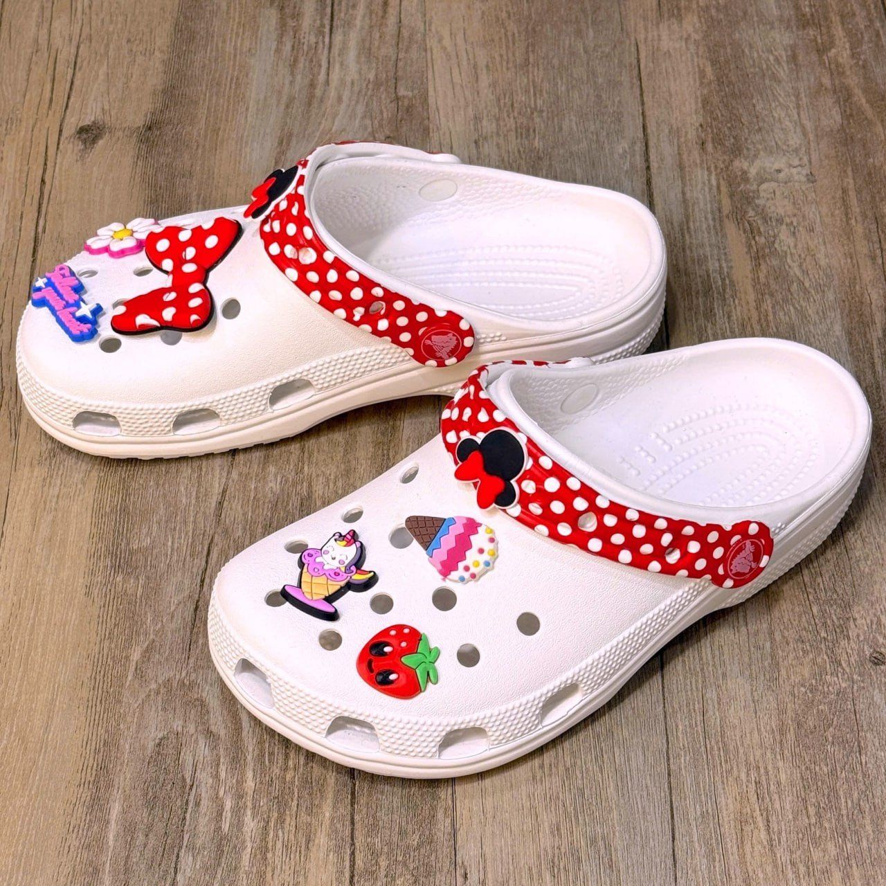 Dép Crocs Kid Clog Minnie Mouse HN White/Red
