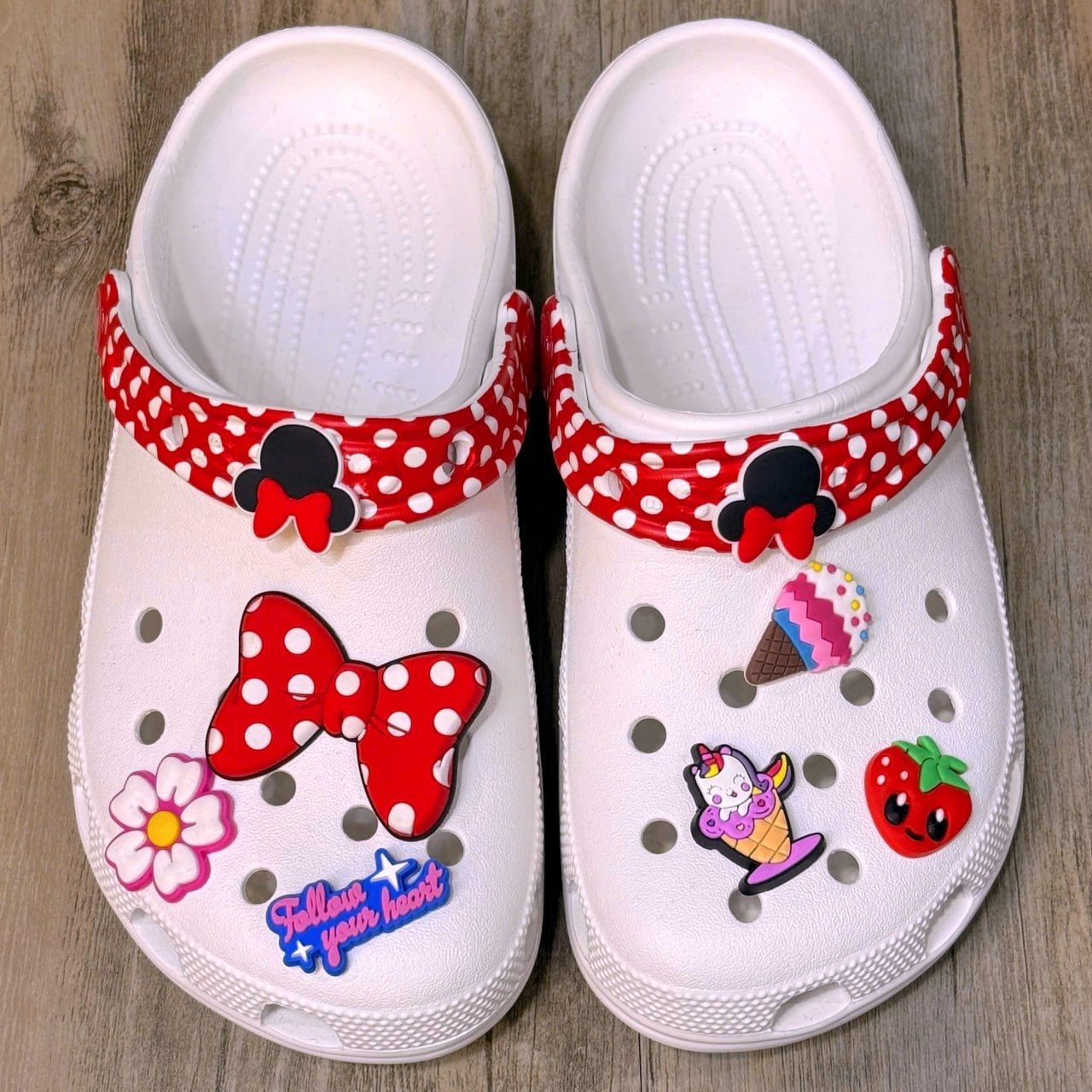 Dép Crocs Kid Clog Minnie Mouse HN White/Red