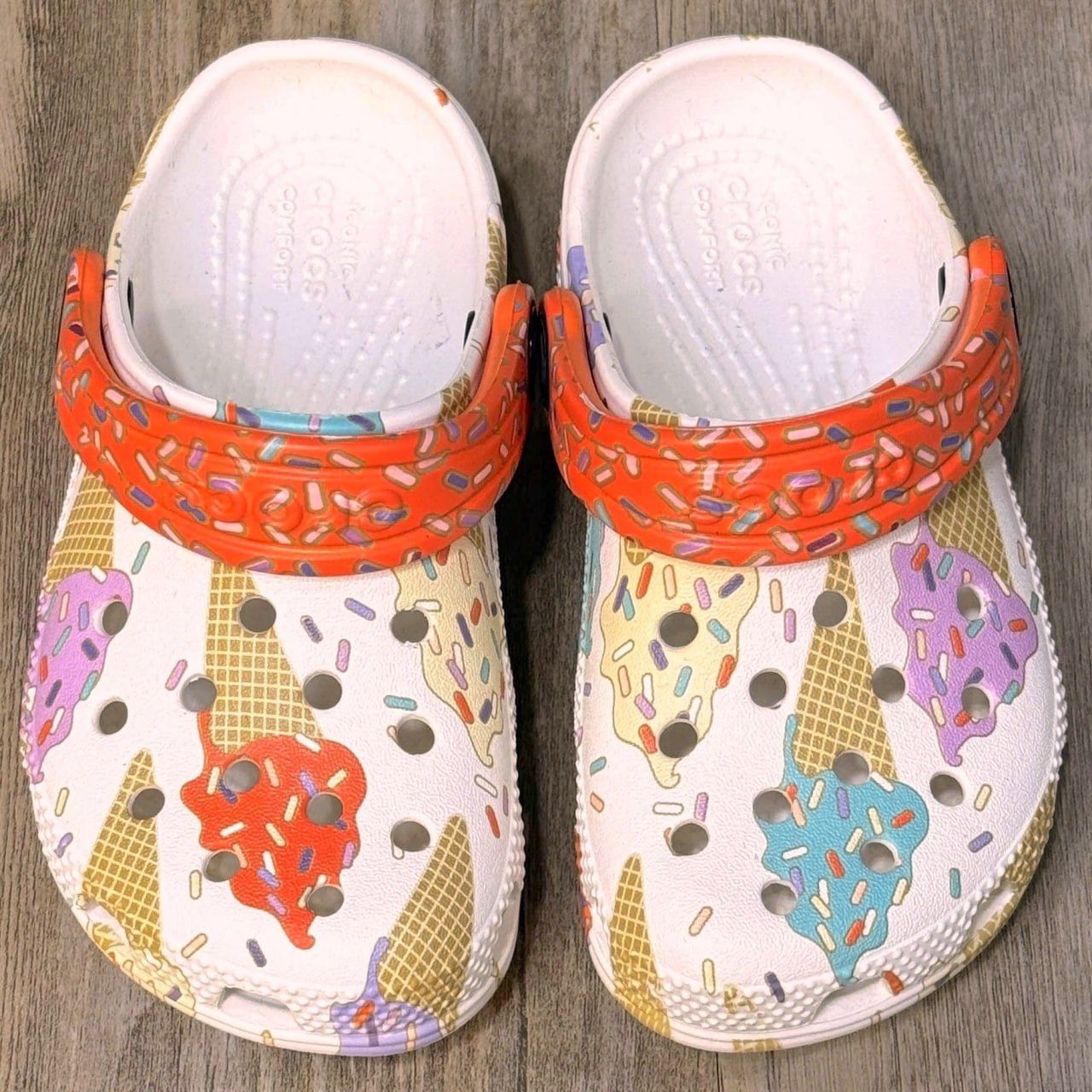 Dép Crocs Kid Clog Ice Cream HN White
