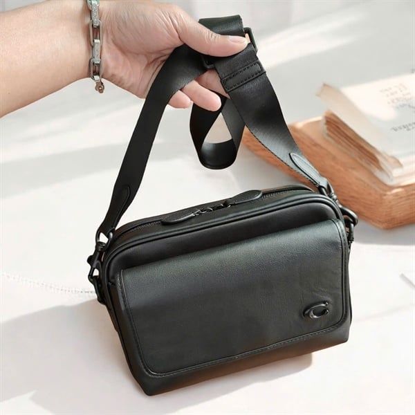 Túi Coach Rectangular Crossbody Bag with Stylish Flap DS Black